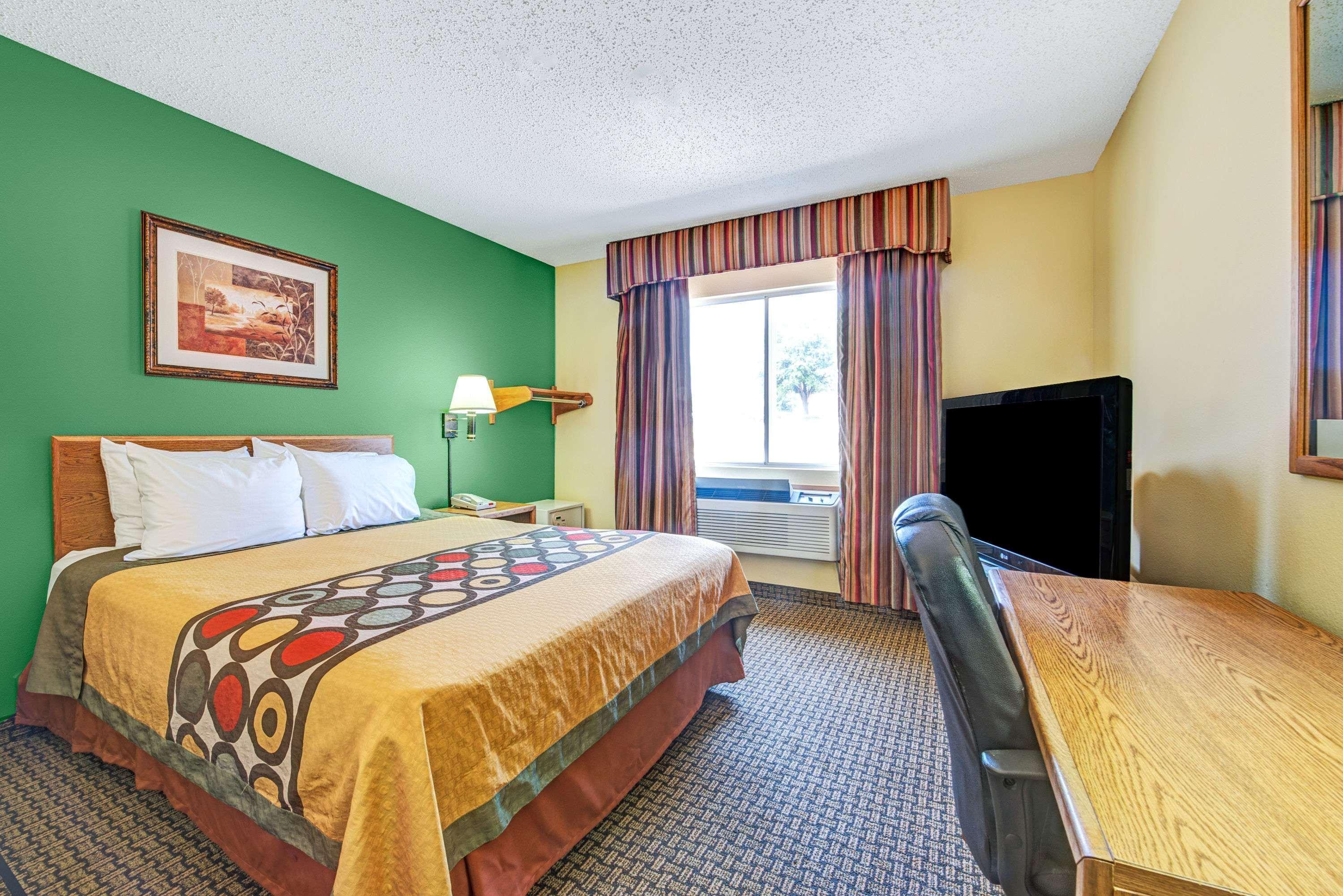 Super 8 By Wyndham Mckinney/Plano Area Extérieur photo