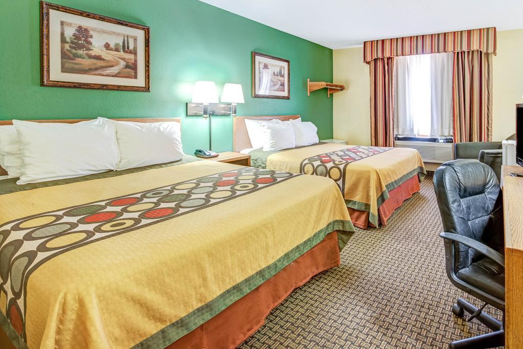 Super 8 By Wyndham Mckinney/Plano Area Extérieur photo
